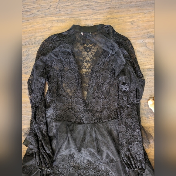 MAXI DRESS Mesh, lace, Embroidery, long sleeve, bow tie satin neck straps - Picture 2 of 3